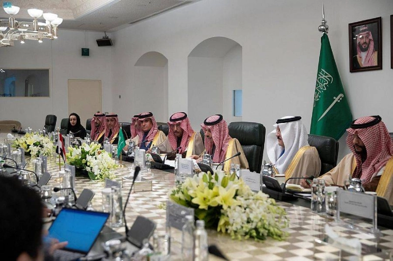فيصل بن فرحان يتقدم الوفد السعودي بالاجتماع (واس)