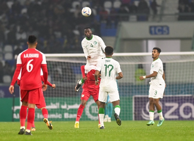 جانب من مباراة السعودية وعمان