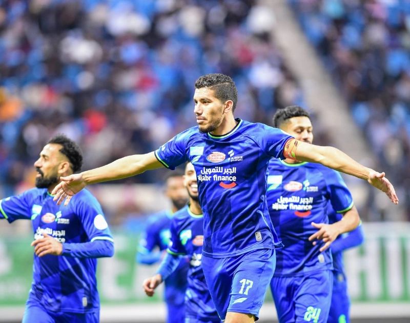 فرحة لاعبي الفتح بالفوز على الاتفاق