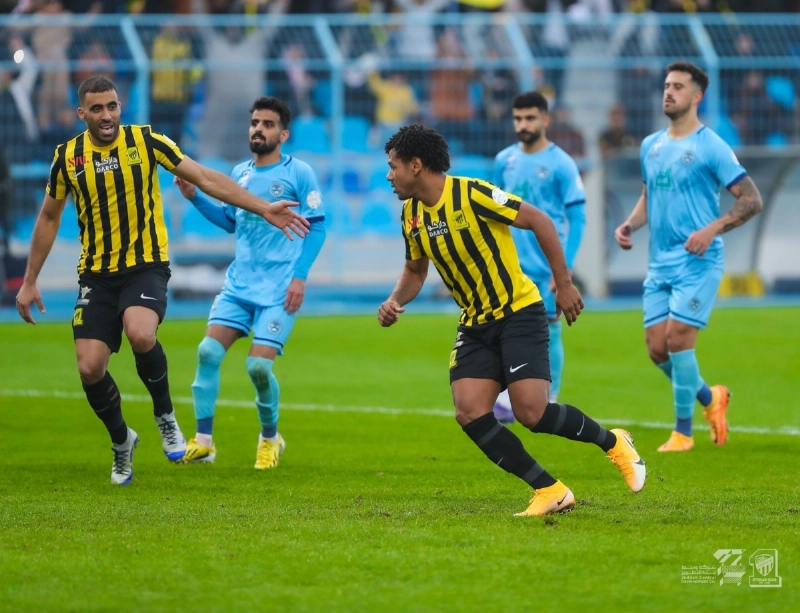روما بعد تسجيله ركلة الجزاء