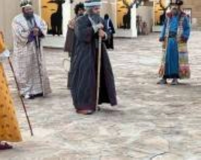 شخصية الراوي كما تم تجسيدها (مكة)