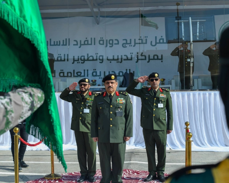 برعاية وزير الداخلية الأمير عبد العزيز بن سعود، شهد المدير العام للسجون اللواء ماجد الدويش، حفل تخريج 211 مجندة بعد إتمامهن دورة الفرد الأساسي الثالثة، في مركز تدريب وتطوير القدرات النسائي بالمديرية العامة للسجون، وذلك بحضور ممثلين من القطاعات الحكومية وذوي الخريجات.