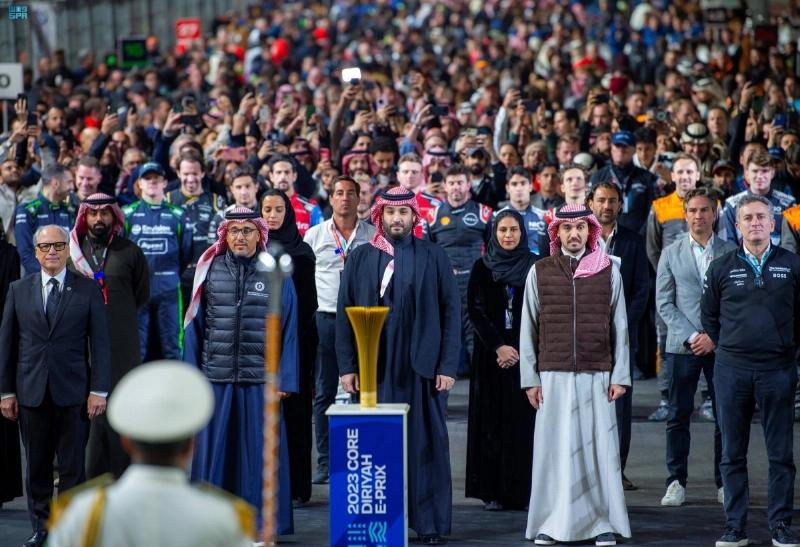 الأمير محمد بن سلمان خلال مراسم السلام الملكي (واس)