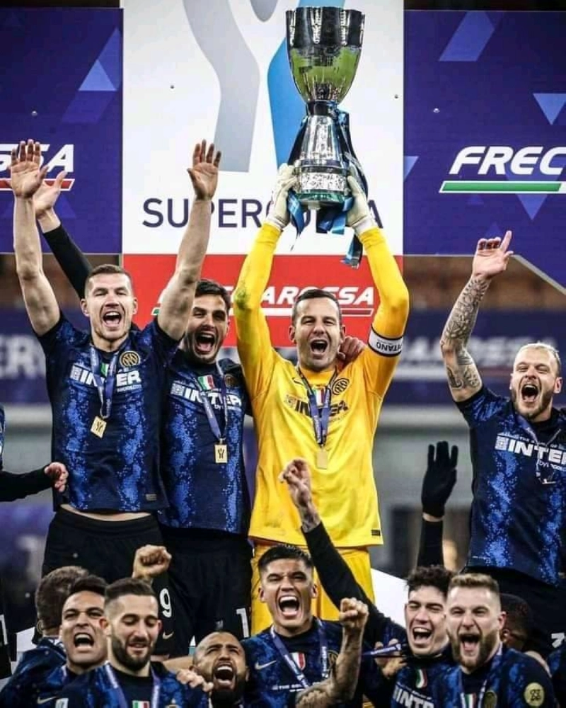 تتويج أنتر ميلان بكأس السوبر الإيطالي