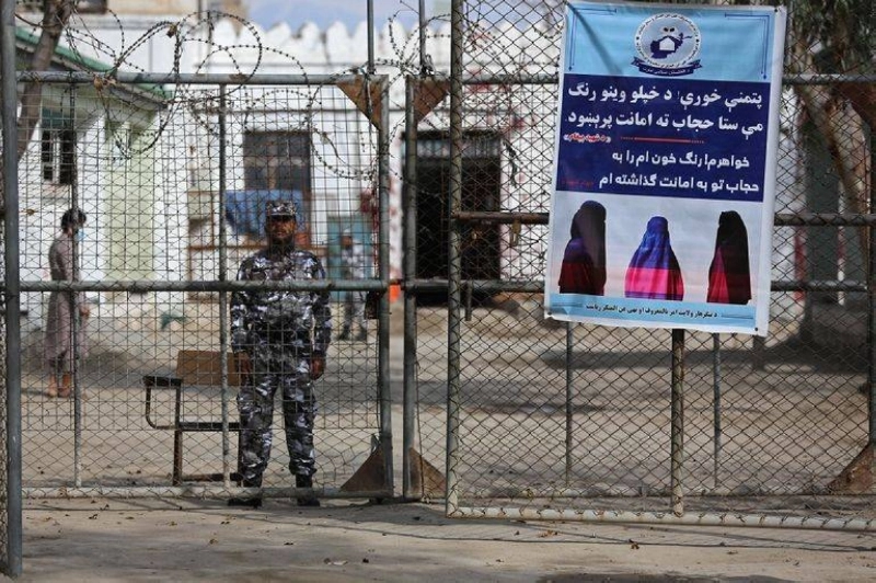 الجنود يظهرون في صورة جديدة