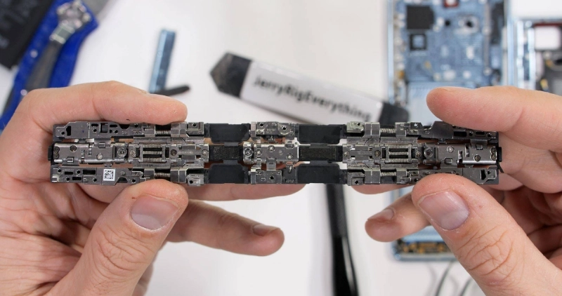 Magic Vs - Teardown