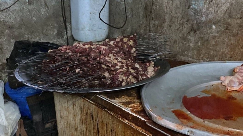 اللحوم الفاسدة خلال ضبط العمالة المخالفة (مكة)