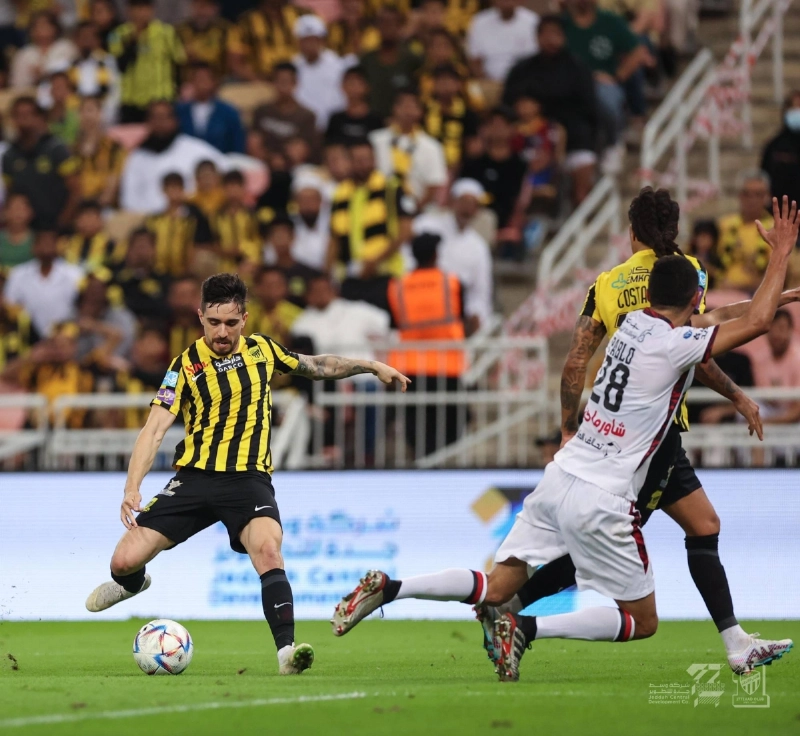 الاتحاد والرائد