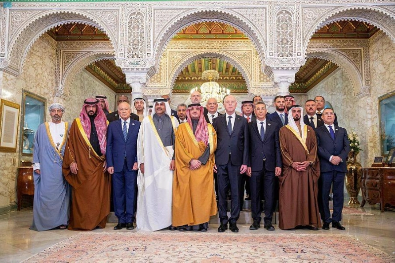 الرئيس التونسي يتوسط وزراء الداخلية العرب (واس)