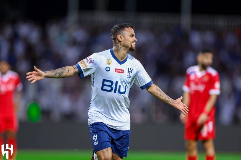 ميشيل بعد تسجيله هدف الهلال