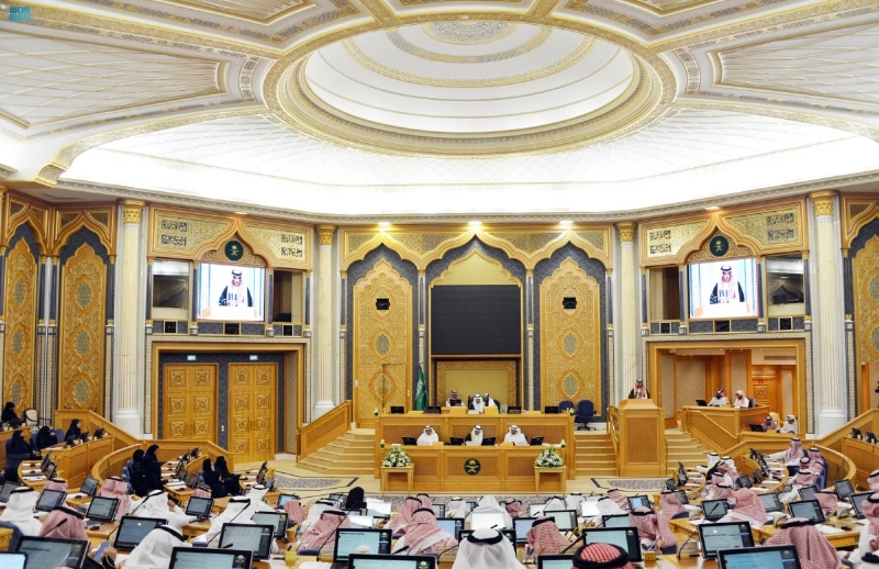 من جلسة الشورى بالرياض أمس (مكة)