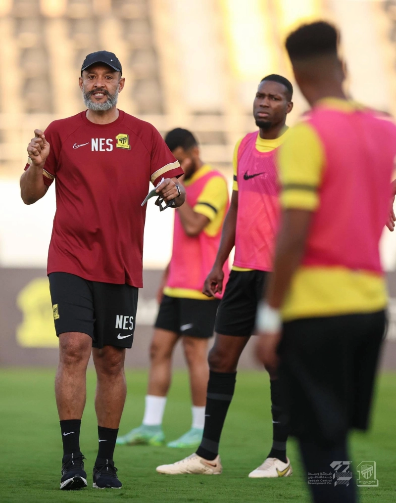 نونو سانتو خلال تدريبات الاتحاد