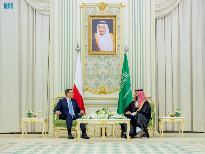 الأمير محمد بن سلمان لدى استقباله ماتيوس مورافيسكي