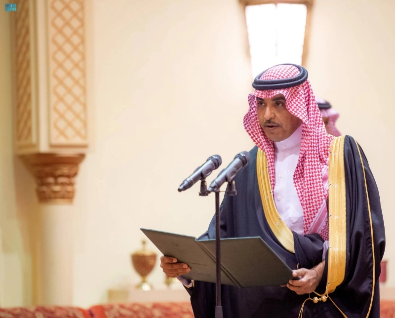 سلمان الدوسري أثناء تأدية القسم