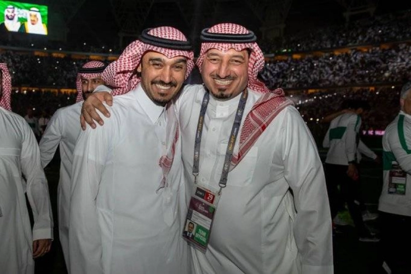 عبدالعزيز بن تركي مع ياسر المسحل في مناسبة رياضية