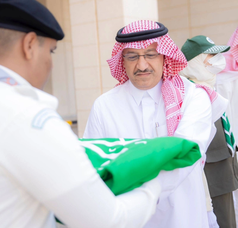 يوسف البنيان خلال مشاركته في الاحتفاء بيوم العلم (مكة)
