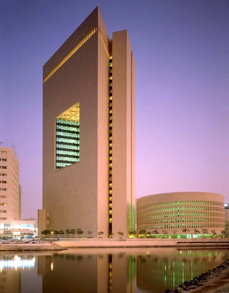 مقر البنك الأهلي التجاري في جدة (مكة)