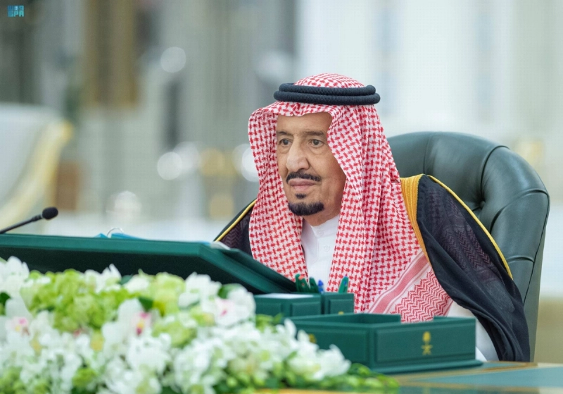 خادم الحرمين لدى ترؤسه جلسة مجلس الوزراء أمس (واس)