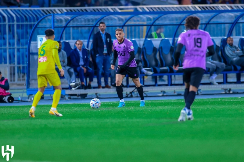 جانب من مباراة الهلال والخليج