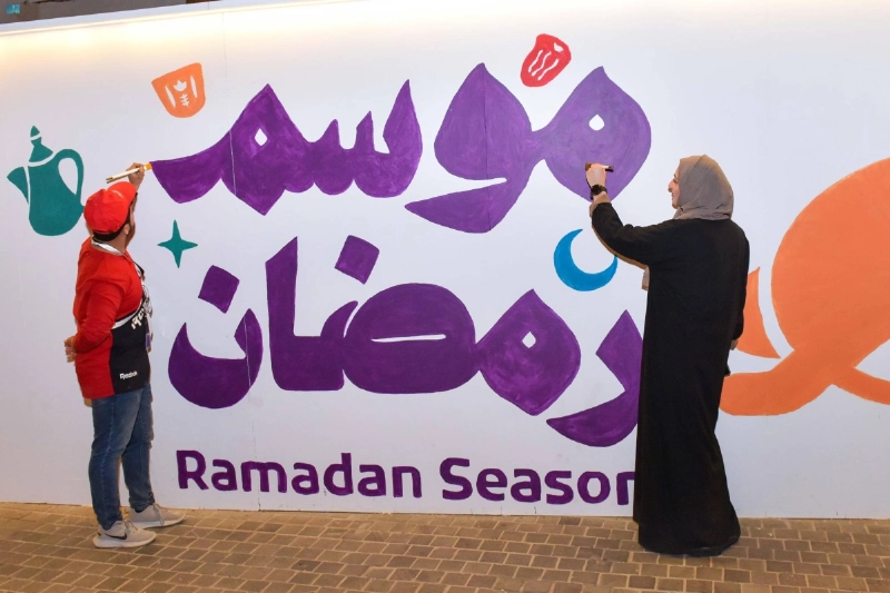 مشاركون في موسم رمضان جدة التاريخية (مكة)