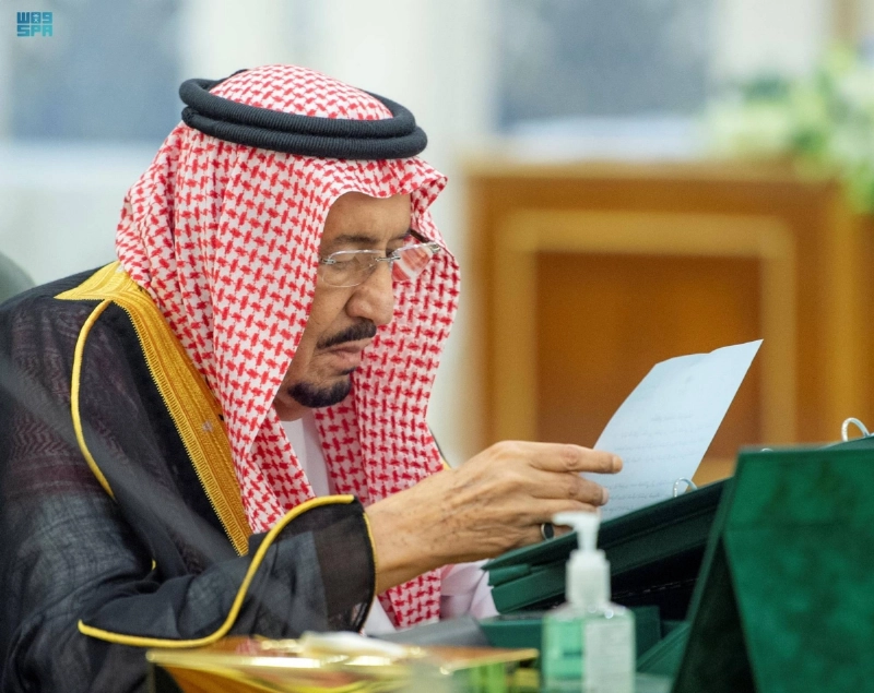 خادم الحرمين لدى ترؤسه جلسة مجلس الوزراء (واس)