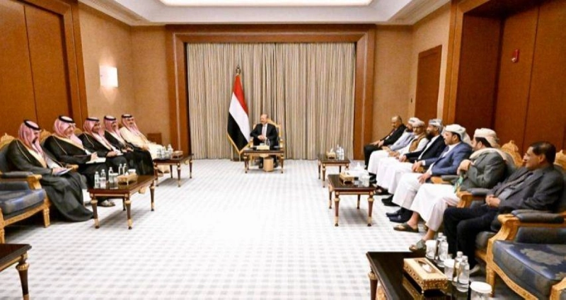 العليمي والمجلس القيادي اليمني مع الفريق السعودي للتفاوض (مكة)