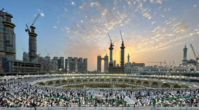 تحديد الاتجاهات أسهم في تقليل الزحام بالمسجد الحرام (أنس الحارثي)