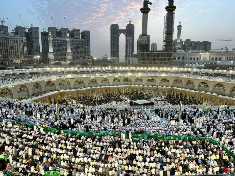 نجاح كبير في توزيع الكثافات بالمسجد الحرام (أنس الحارثي)