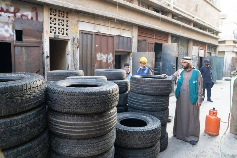 ضبط إطارات سيارات مخالفة