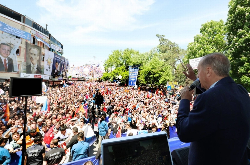 إردوغان يخاطب الناخبين الأتراك (د ب أ)