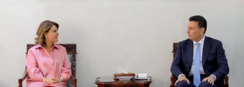 الصفدي مع المنقوش (مكة)