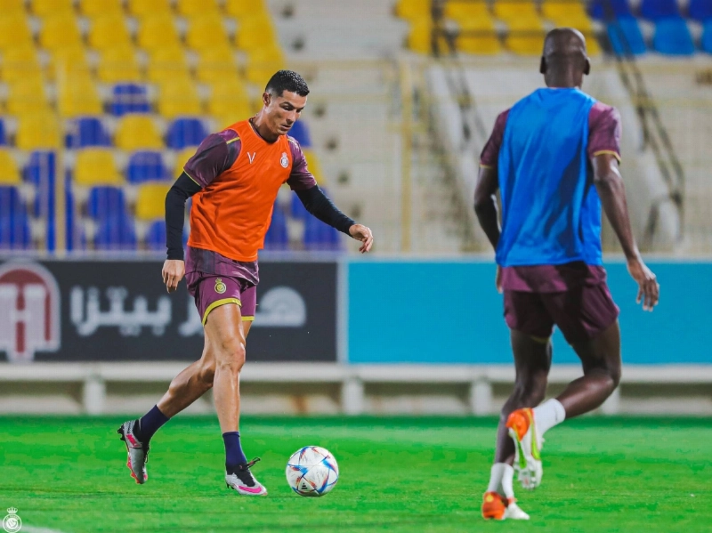 رونالدو خلال استعدادات النصر