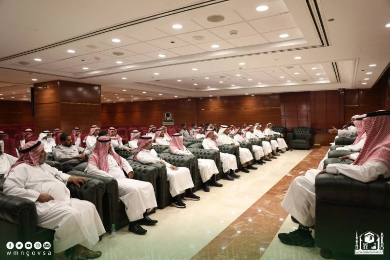 قيادات الوكالة خلال الاجتماع (مكة)
