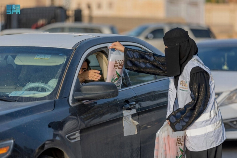 متطوعة مشاركة في الحملة (مكة)