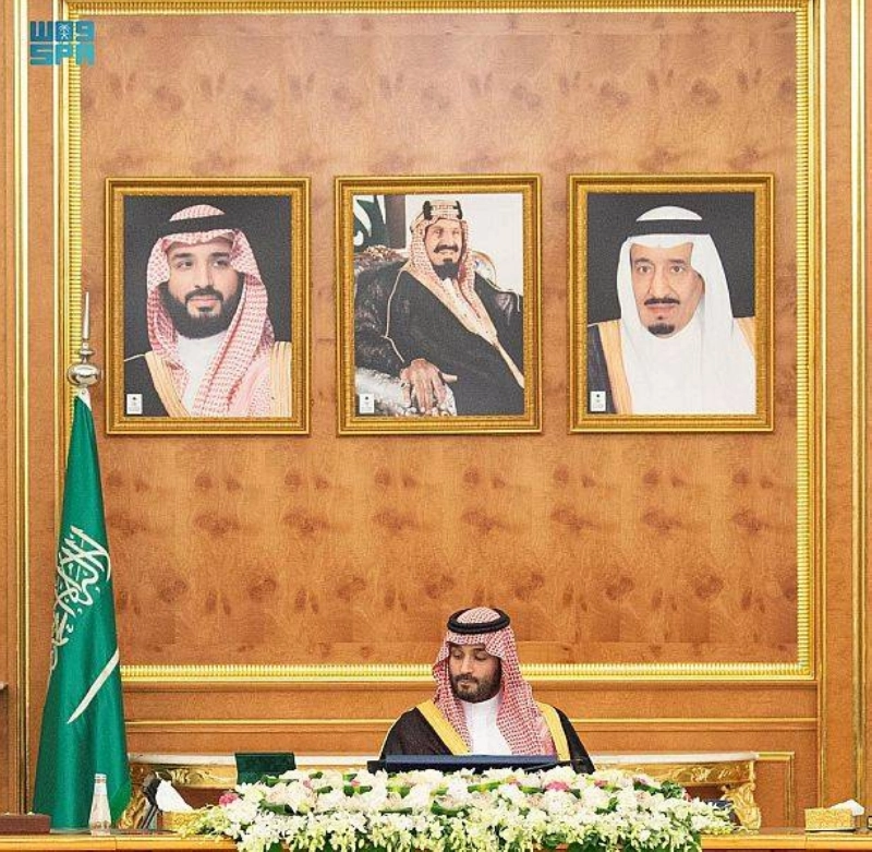 ولي العهد لدى ترؤسه جلسة مجلس الوزراء