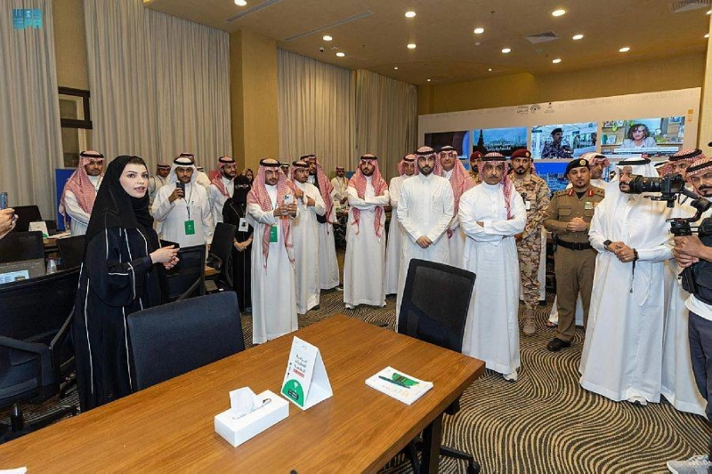 سلمان الدوسري في المركز الإعلامي (مكة)