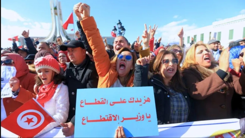 مدرسون تونسيون محتجون (مكة)