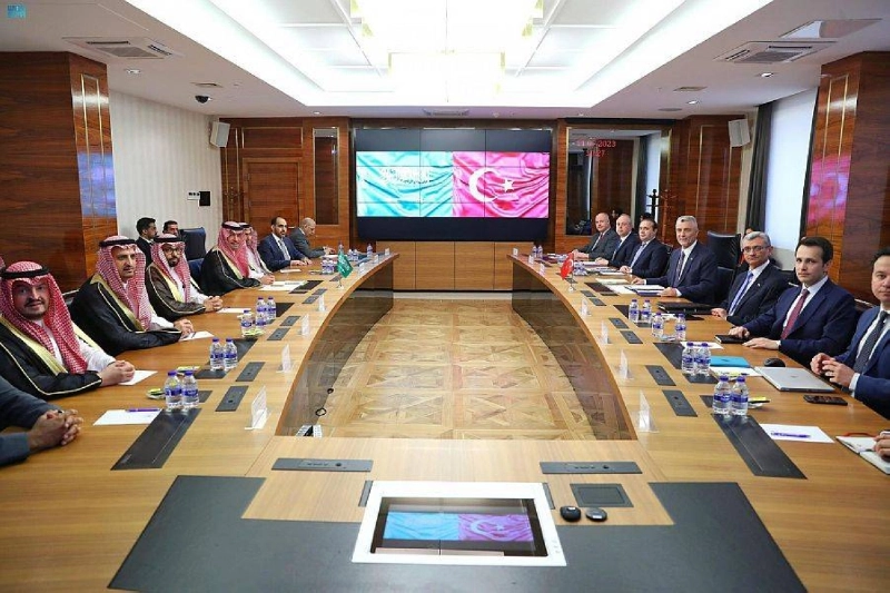 من الاجتماع