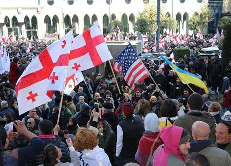 مظاهرات في جورجيا تعاطفا مع أوكرانيا (مكة)