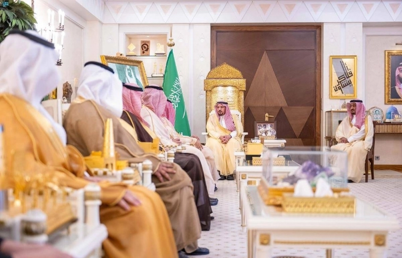 من اللقاء