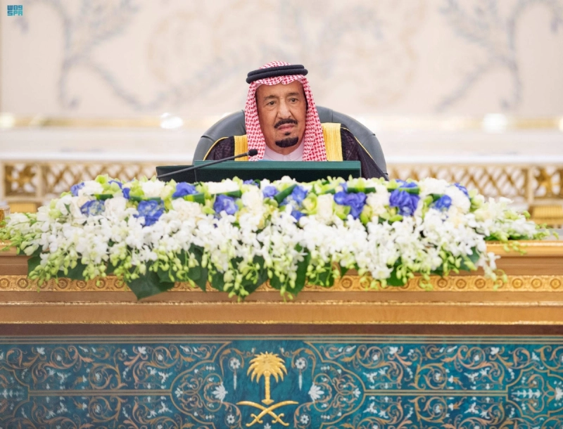 خادم الحرمين لدى ترؤسه جلسة مجلس الوزراء (واس)