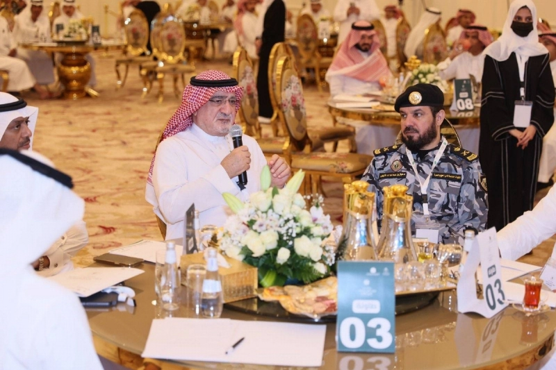 مشاركون في ورشة تطوير الخدمات (مكة)