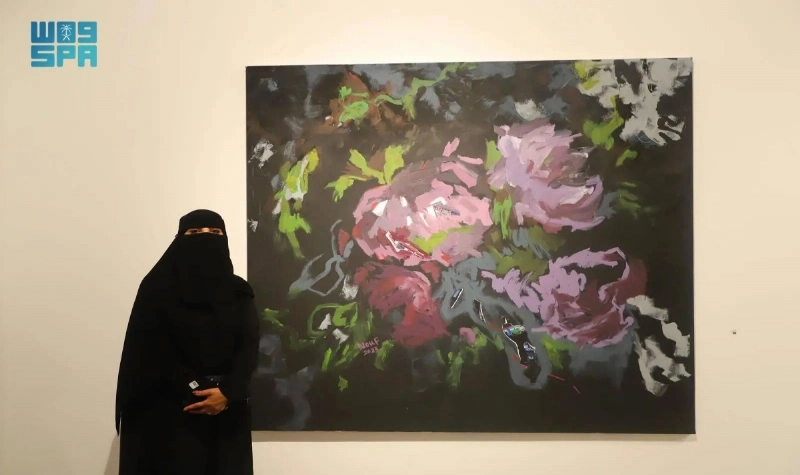 مشاركة أمام لوحتها (مكة)