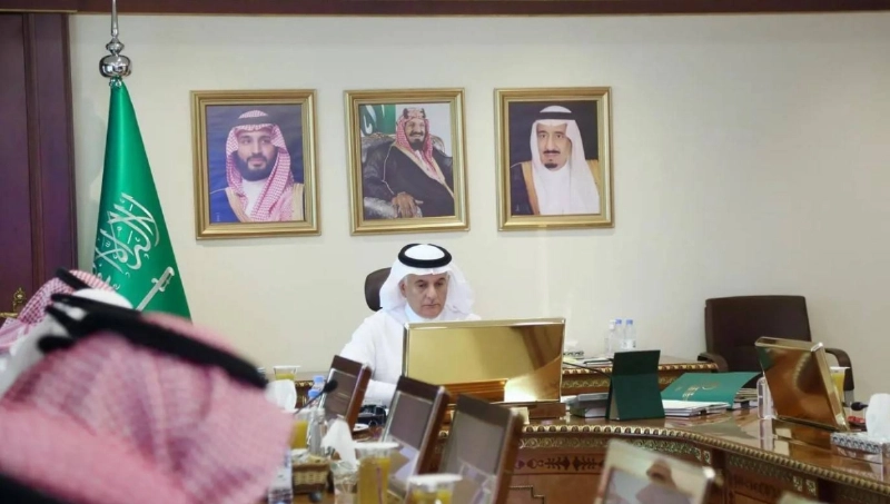 الفضلي مترئسا الاجتماع