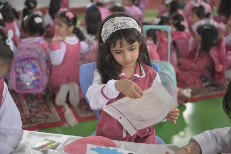 طالبات داخل أحد الفصول الدراسية (مكة)