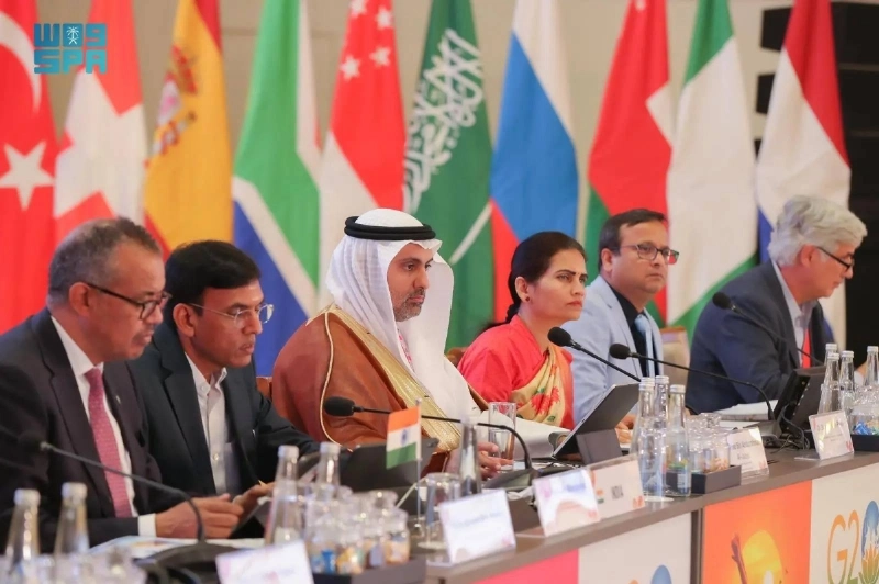 فهد الجلاجل خلال الاجتماع (مكة)