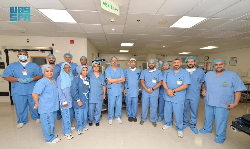 الكادر الطبي بالمستشفى التخصصي في جدة (مكة)