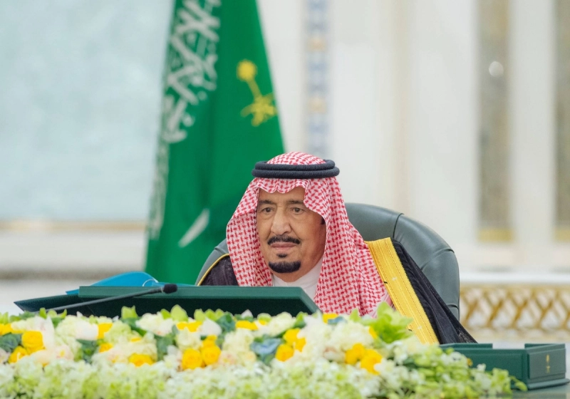 خادم الحرمين لدى ترؤسه جلسة مجلس الوزراء (واس)