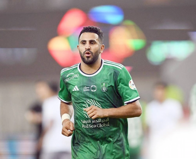 رياض محرز مع الأهلي