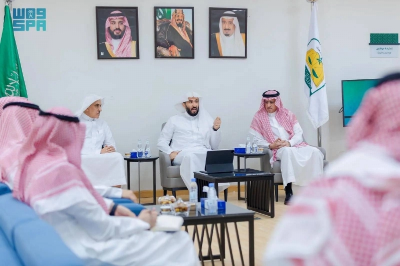 وليد الصمعاني خلال التدشين (مكة)